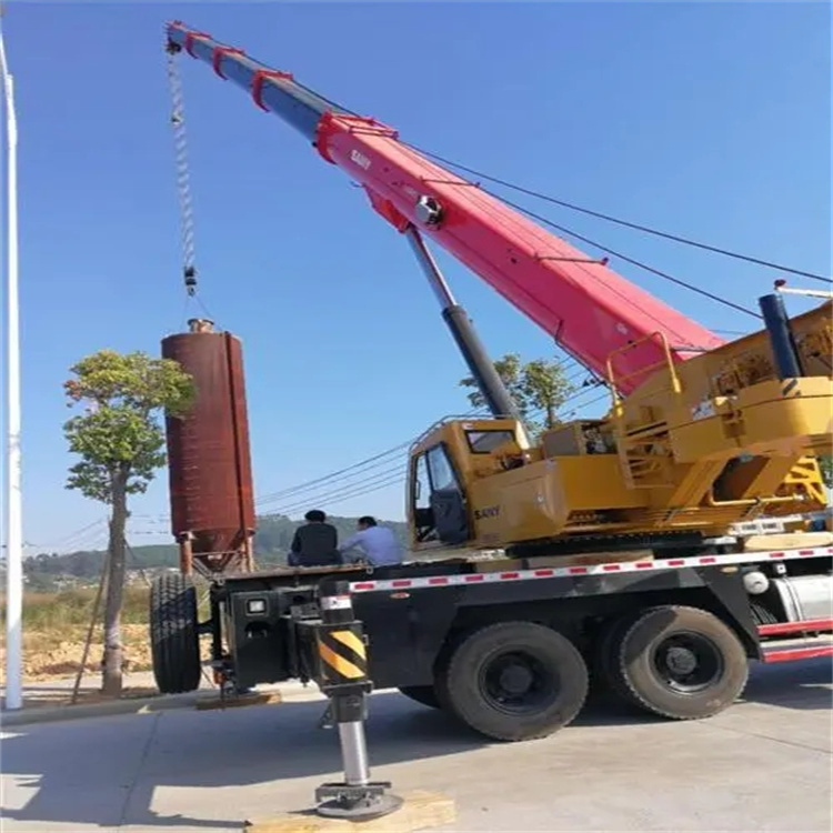 马边专业吊车租赁多少钱