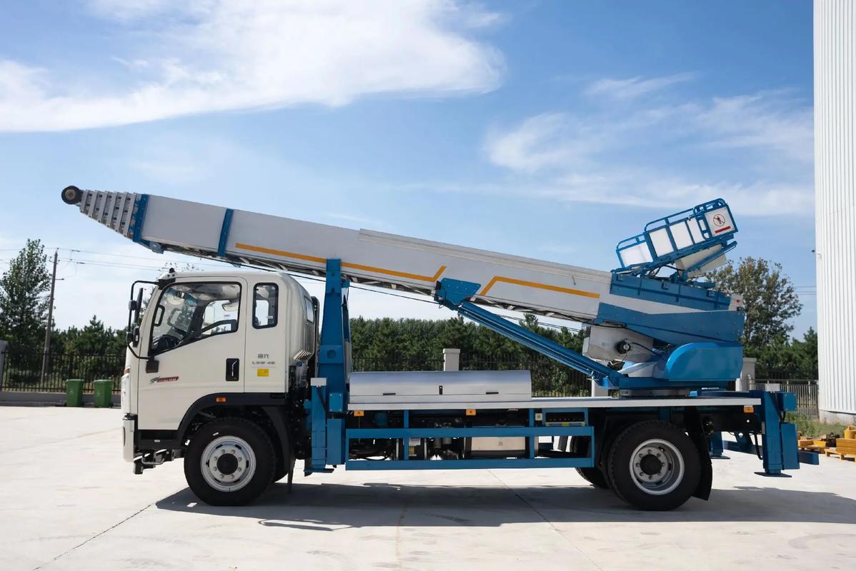 马边云梯上料车租赁费用