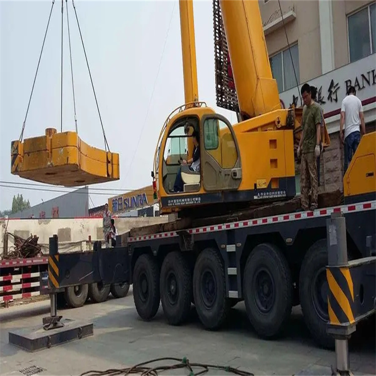 马边吊车怎么吊玻璃